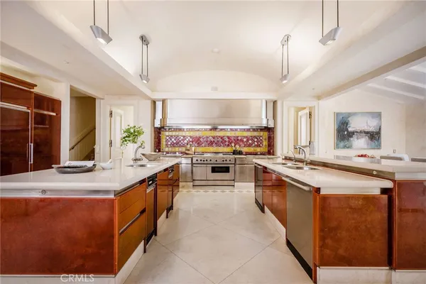 $28,888,000 | 1129 Vía Mirabel, Palos Verdes Estates, CA 90274
