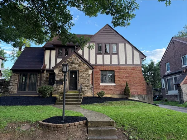 $235,000 | 1139 Towanda Terrace, Cincinnati, OH 45216