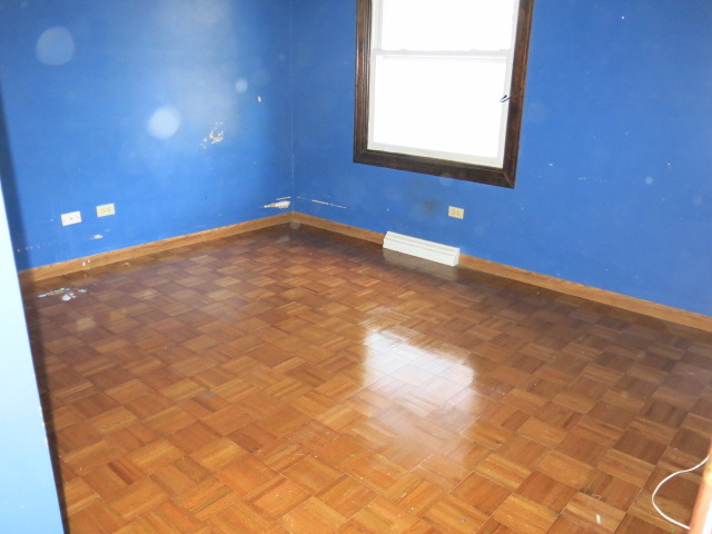 214 Plum Street Lake In The Hills, IL 60156 - Photo 5 of 9