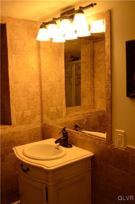 3408 Altonah Road Bethlehem, PA 18017 - Photo 26 of 32 Gallery Image 26