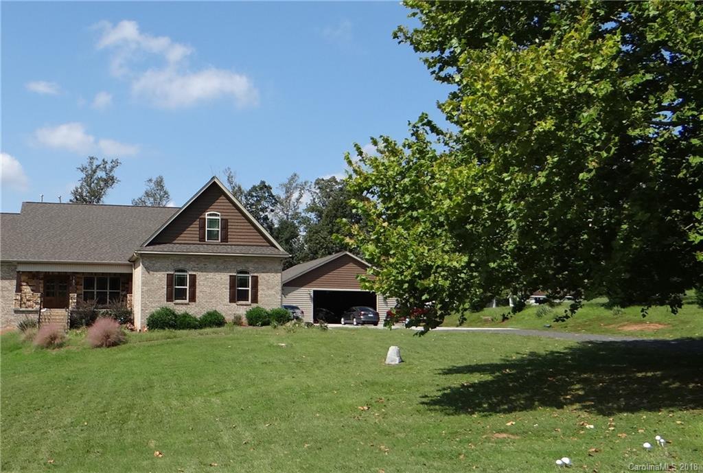 8271 Coldwater Road, Unit 3 Stokesdale, NC 27357 - Photo 5 of 36 Gallery Image 5