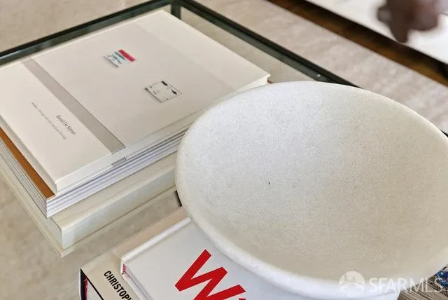 a view of utility room