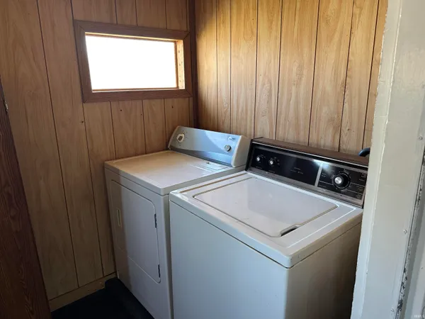 $104,900 | 604 Ohio Street, Walkerton, IN 46574