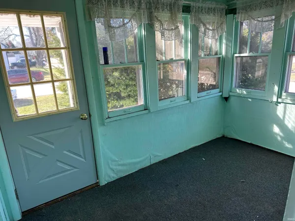 $104,900 | 604 Ohio Street, Walkerton, IN 46574