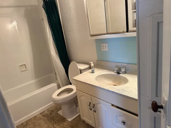 $104,900 | 604 Ohio Street, Walkerton, IN 46574