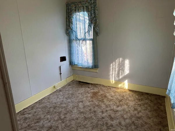 $104,900 | 604 Ohio Street, Walkerton, IN 46574