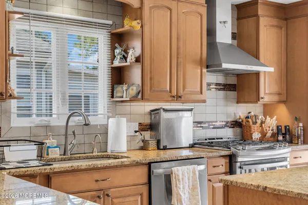 $410,000 | 22 Speighstown Place, Toms River, NJ 08757