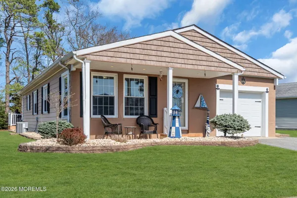 $410,000 | 22 Speighstown Place, Toms River, NJ 08757