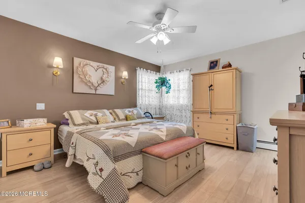 $410,000 | 22 Speighstown Place, Toms River, NJ 08757