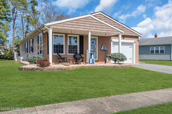 $410,000 | 22 Speighstown Place, Toms River, NJ 08757