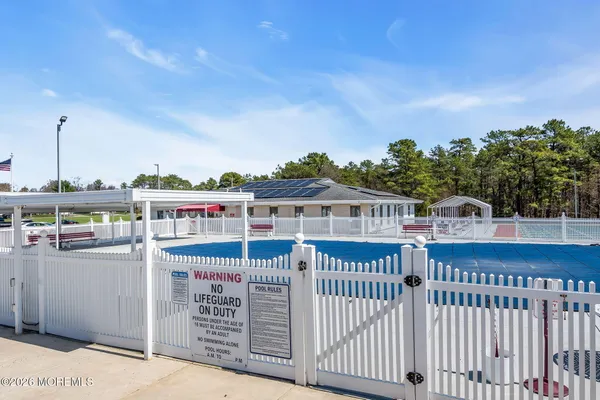 $410,000 | 22 Speighstown Place, Toms River, NJ 08757