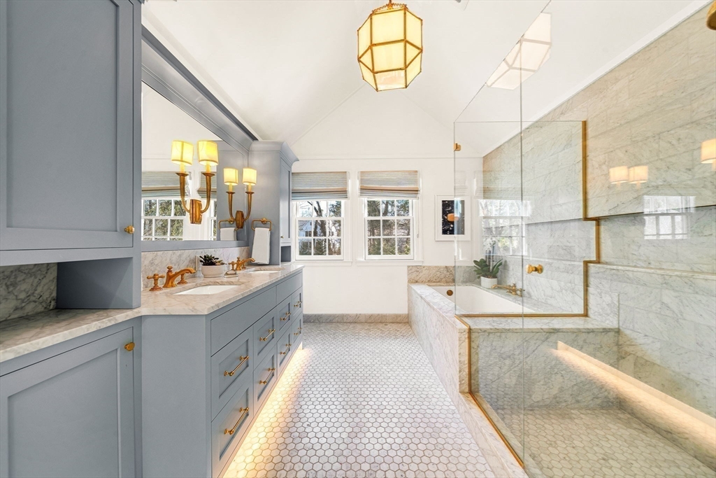 43 Amherst Road Wellesley, MA 02482 - Photo 14 of 30