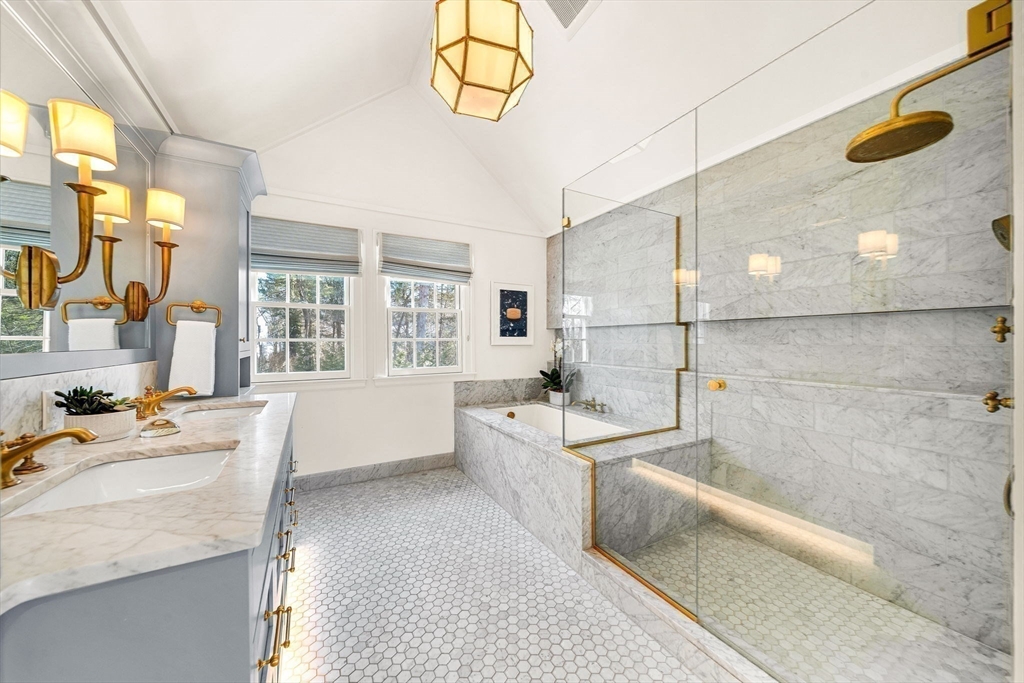 43 Amherst Road Wellesley, MA 02482 - Photo 15 of 30