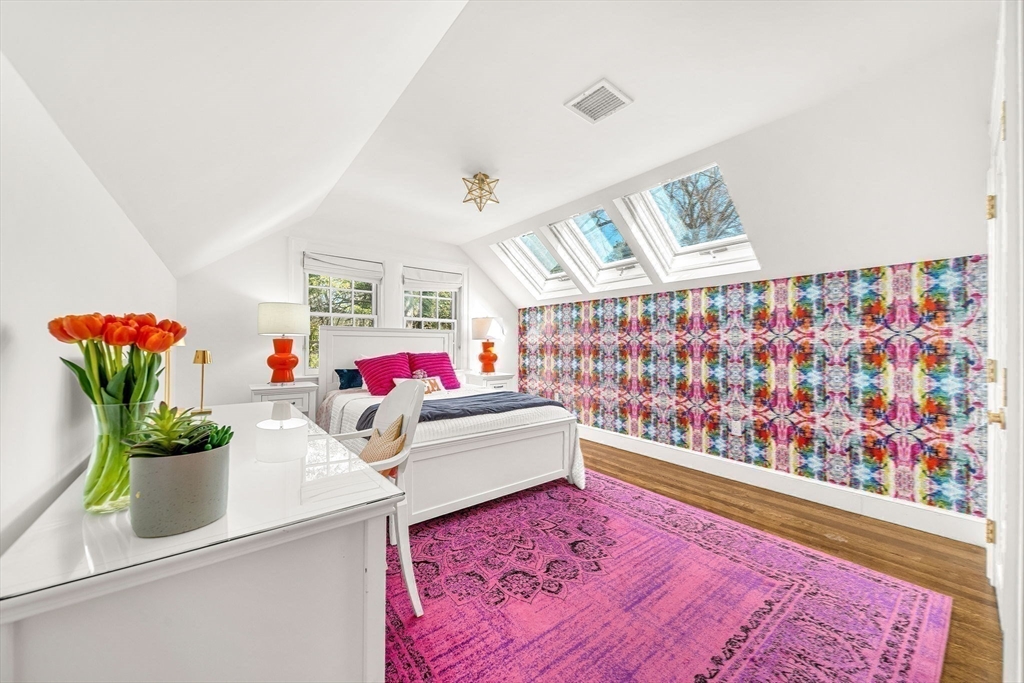 43 Amherst Road Wellesley, MA 02482 - Photo 19 of 30