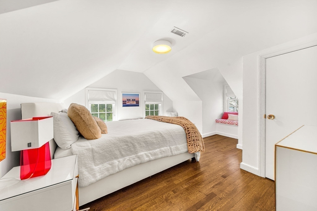 43 Amherst Road Wellesley, MA 02482 - Photo 21 of 30