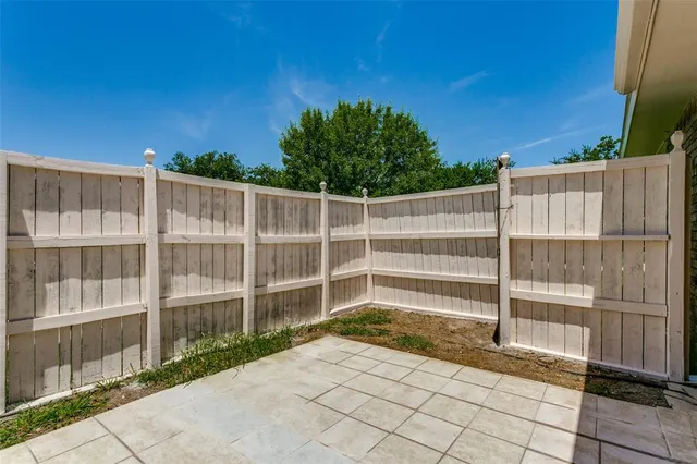 $2,000 | 410 Cambria Drive, Coppell, TX 75019