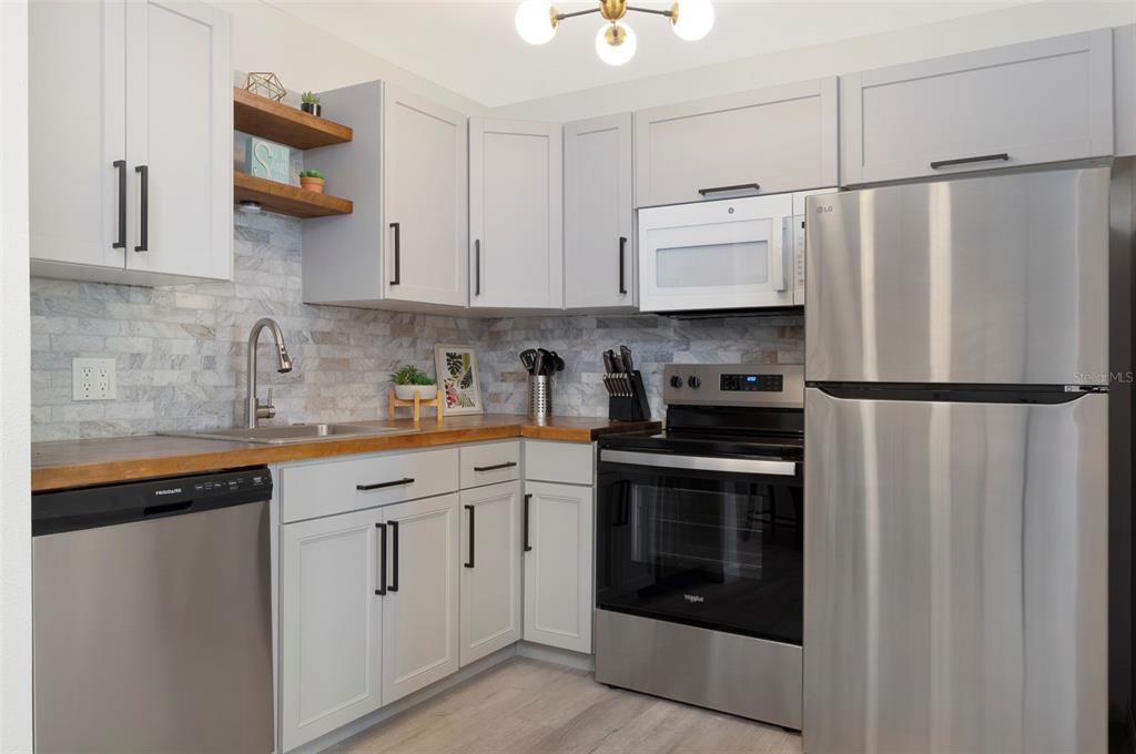 7151 Sunset Way, Unit 3 St. Pete Beach, FL 33706 - Photo 9 of 28