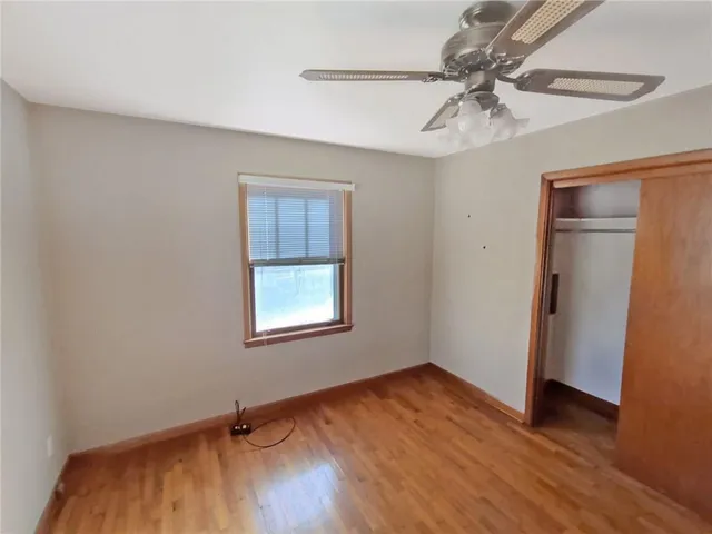 $99,900 | 409 East Walker Street, Ash Grove, MO 65604