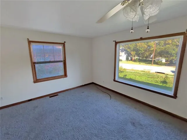 $99,900 | 409 East Walker Street, Ash Grove, MO 65604