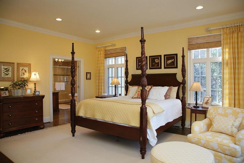 715 Wildwood Road Southwest Roanoke, VA 24014 - Photo 25 of 39 Master Bedroom