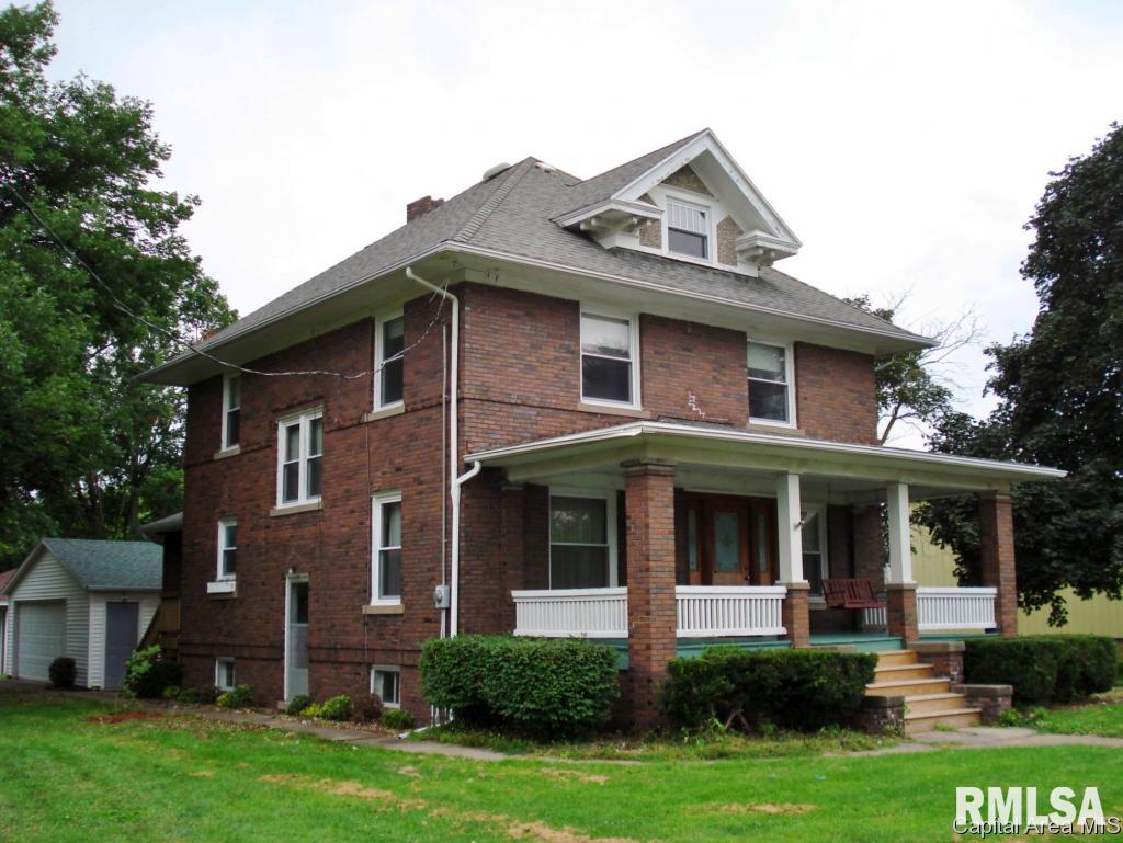 122 South Center Street Oneida, IL 61467 - Photo 1 of 36 Gallery Image 1