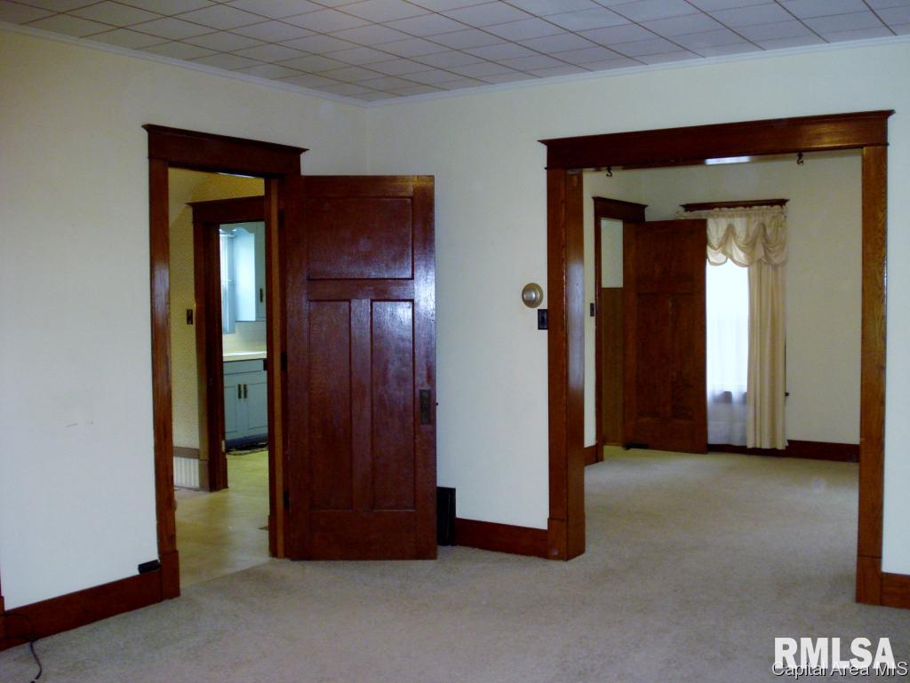 122 South Center Street Oneida, IL 61467 - Photo 11 of 36 Gallery Image 11