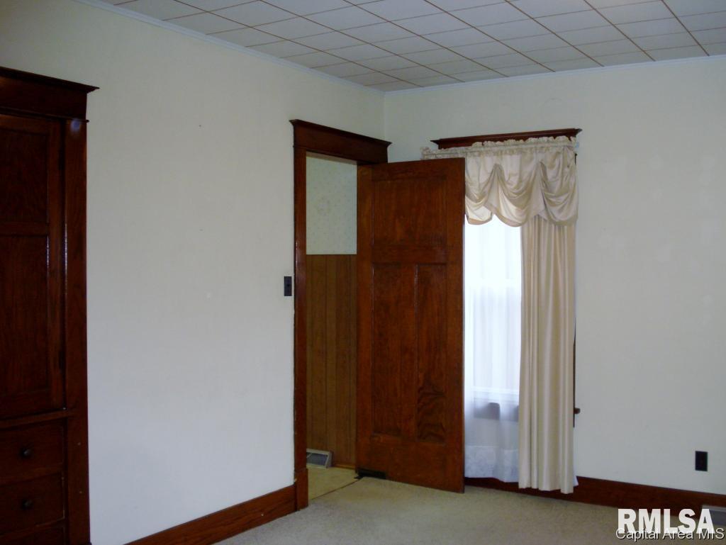 122 South Center Street Oneida, IL 61467 - Photo 15 of 36 Gallery Image 15