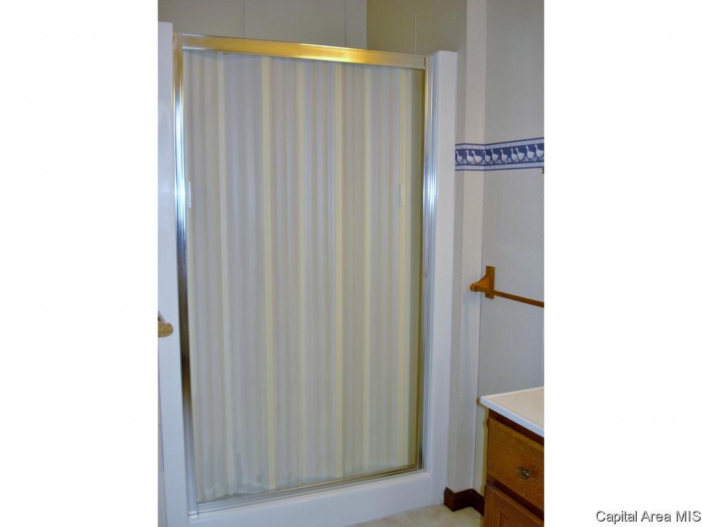 122 South Center Street Oneida, IL 61467 - Photo 26 of 36 Gallery Image 26
