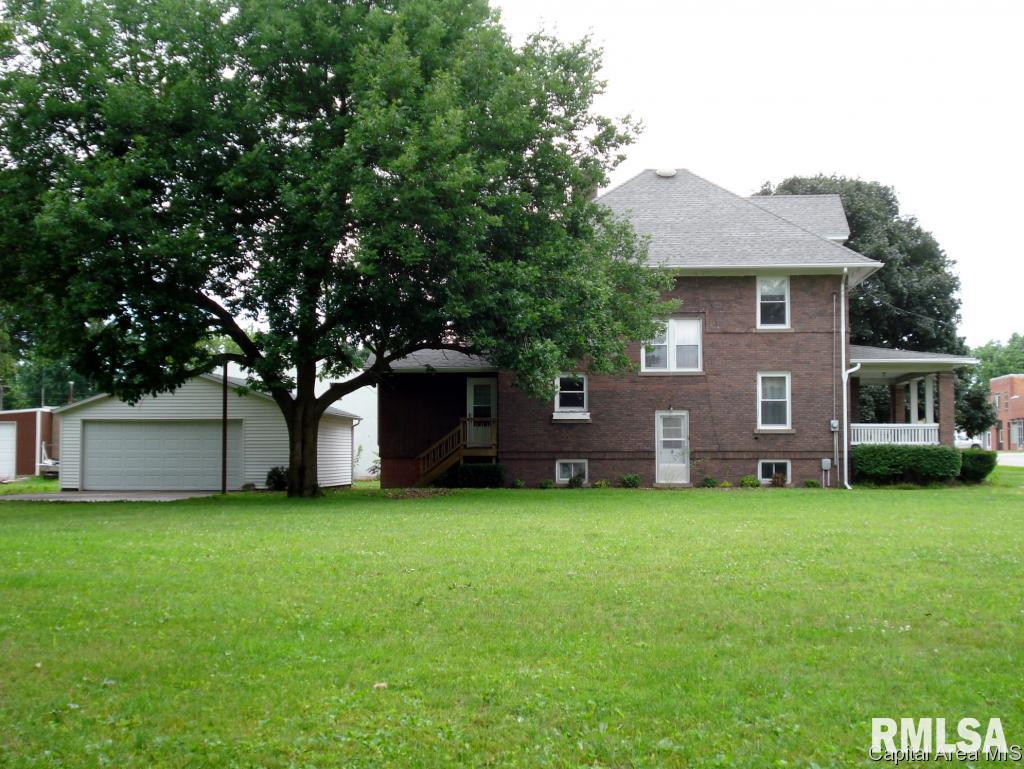 122 South Center Street Oneida, IL 61467 - Photo 4 of 36 Gallery Image 4