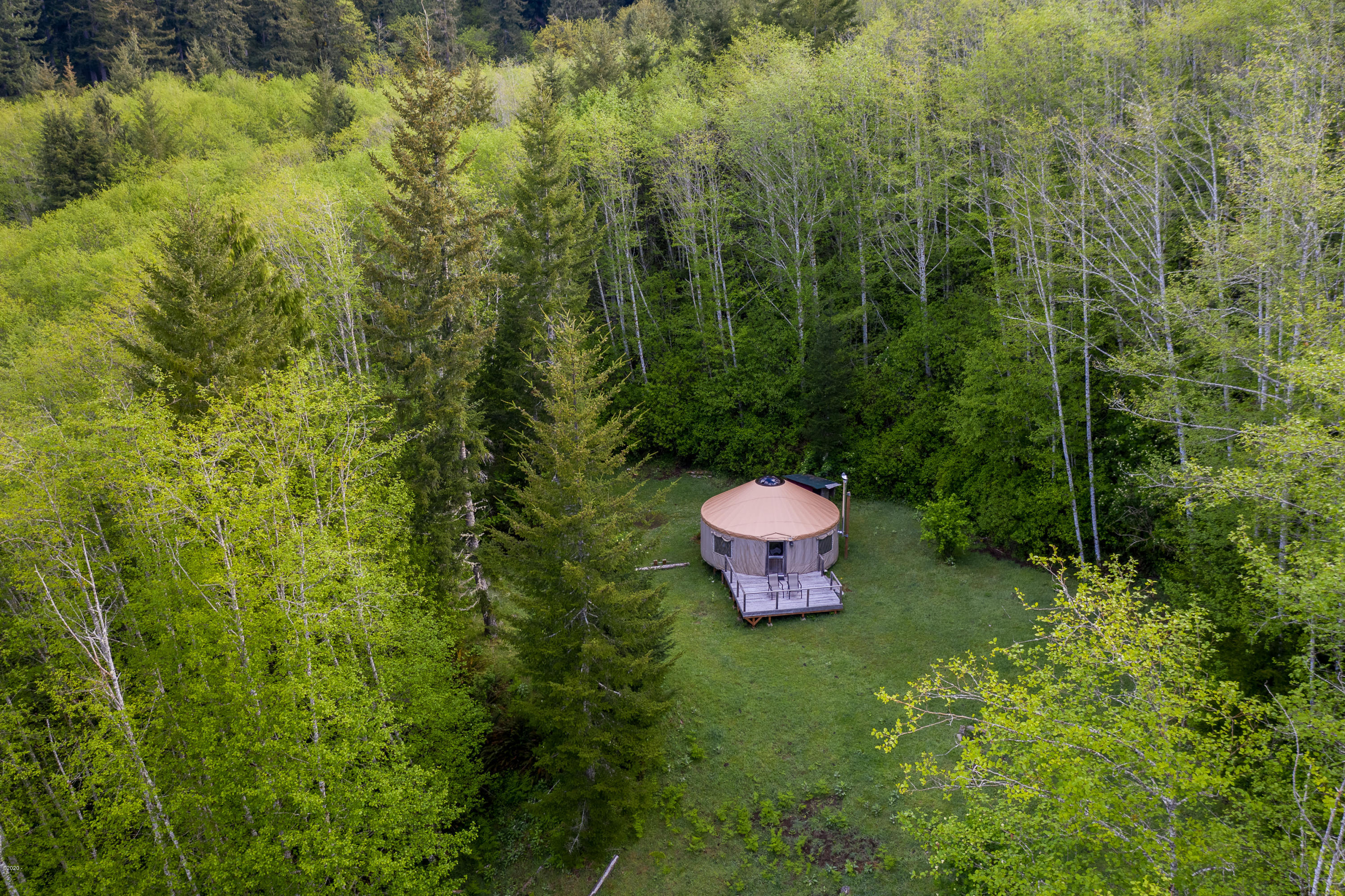 1266 North Yachats River Road Yachats, OR 97498 - Photo 53 of 79 Yurt