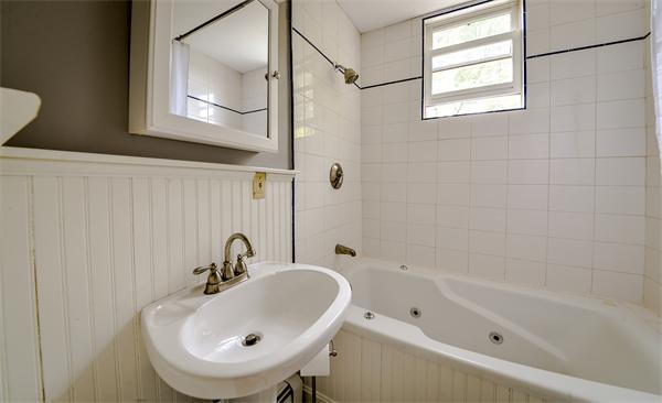 86 Brush Hill Road Sherborn, MA 01770 - Photo 15 of 19 Gallery Image 15
