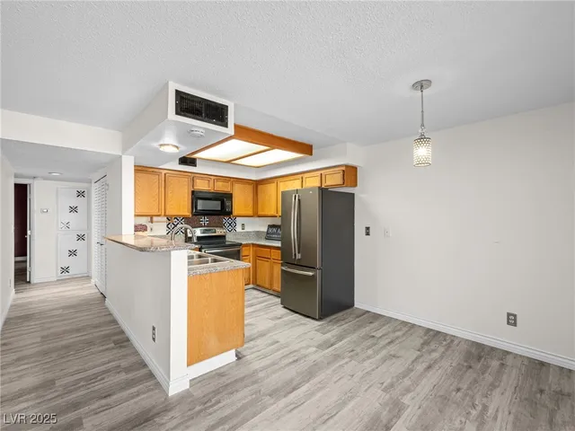 $235,000 | 1575 West Warm Springs Road, Unit 111, Henderson, NV 89014