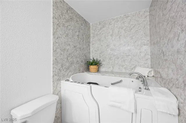 $235,000 | 1575 West Warm Springs Road, Unit 111, Henderson, NV 89014