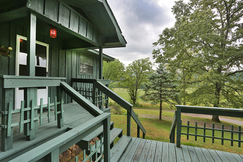 801 Howard Beavert Road Dunlap, TN 37327 - Photo 25 of 26 Front porch