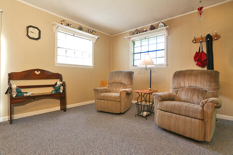 801 Howard Beavert Road Dunlap, TN 37327 - Photo 4 of 26 Living room2