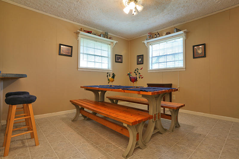 801 Howard Beavert Road Dunlap, TN 37327 - Photo 8 of 26 Dining