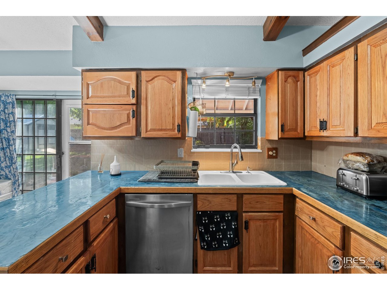 4432 West 6th Street Greeley, CO 80634 - Photo 10 of 41 Kitchen