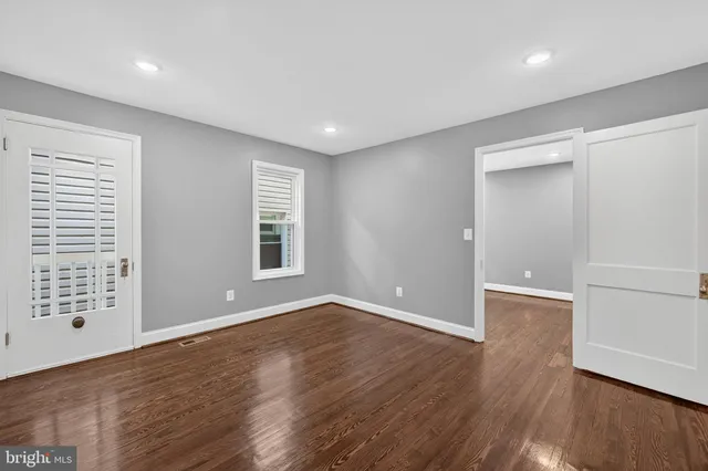 a view of a walk in closet