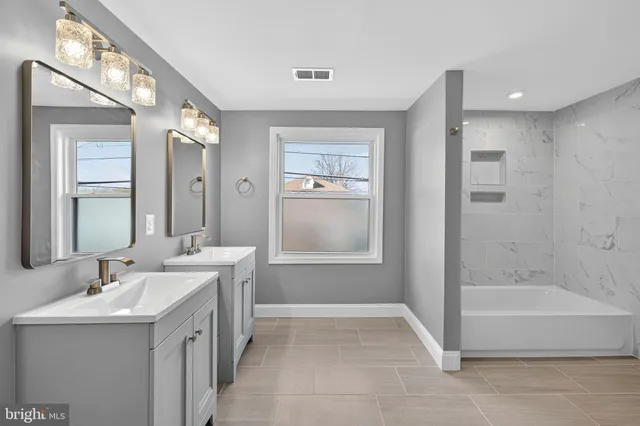 $425,000 | 913 North Queen Street, Martinsburg, WV 25404