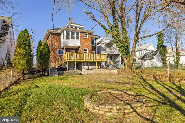 $425,000 | 913 North Queen Street, Martinsburg, WV 25404