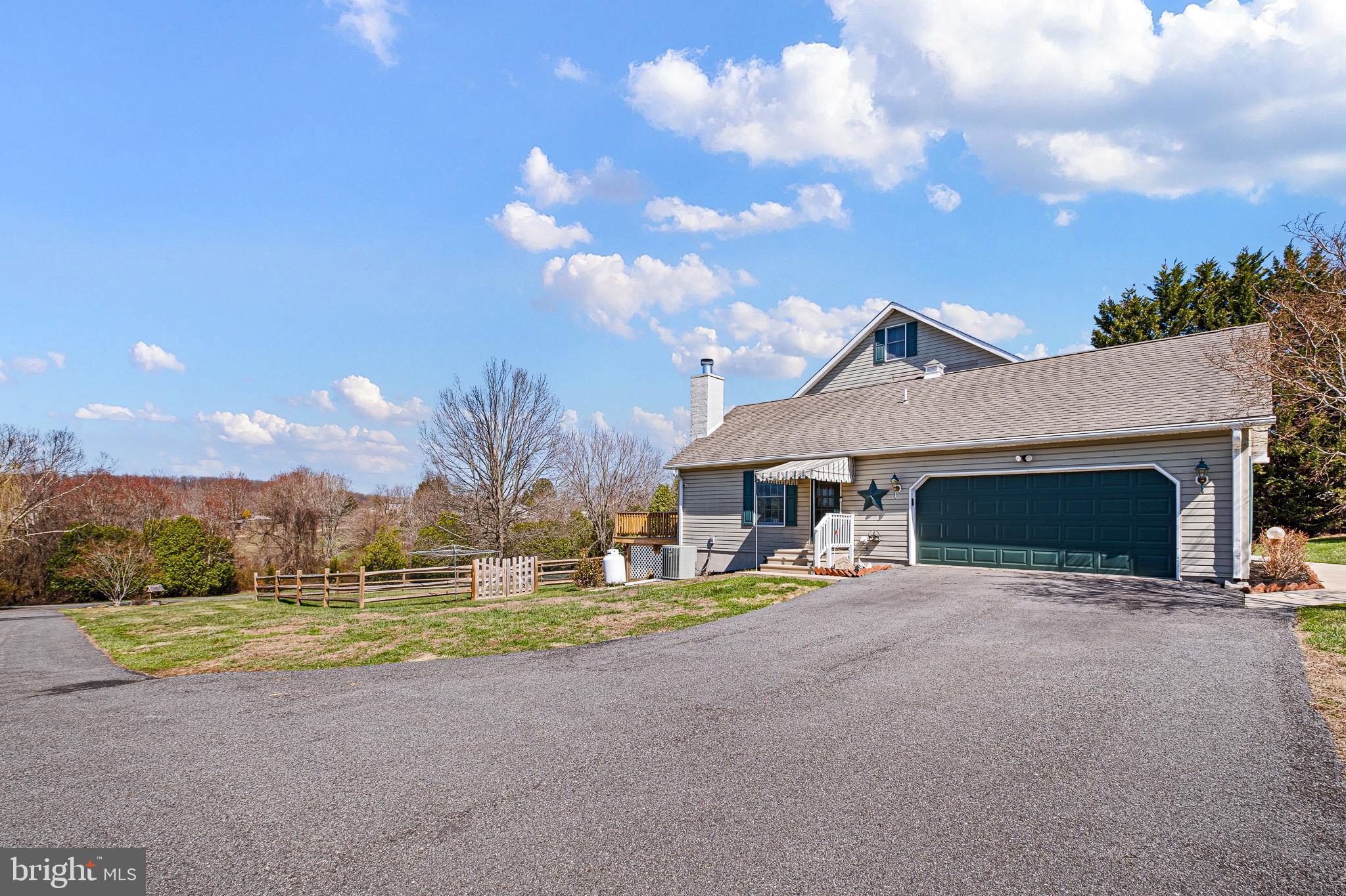 39 Long Drive Elkton, MD 21921 - Photo 5 of 39 a view of a house with entertaining space and a view of the house