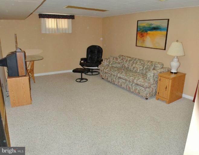 3818 Cassandra Road Randallstown, MD 21133 - Photo 13 of 20 Family Room