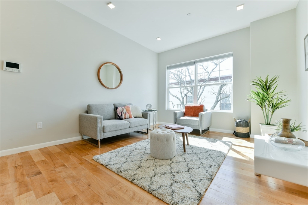 87 Parker Street, Unit 402R Chelsea, MA 02150 - Photo 3 of 39