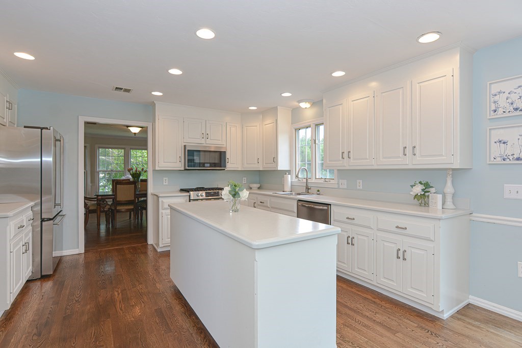 34 Northern Spy Road Franklin, MA 02038 - Photo 6 of 42