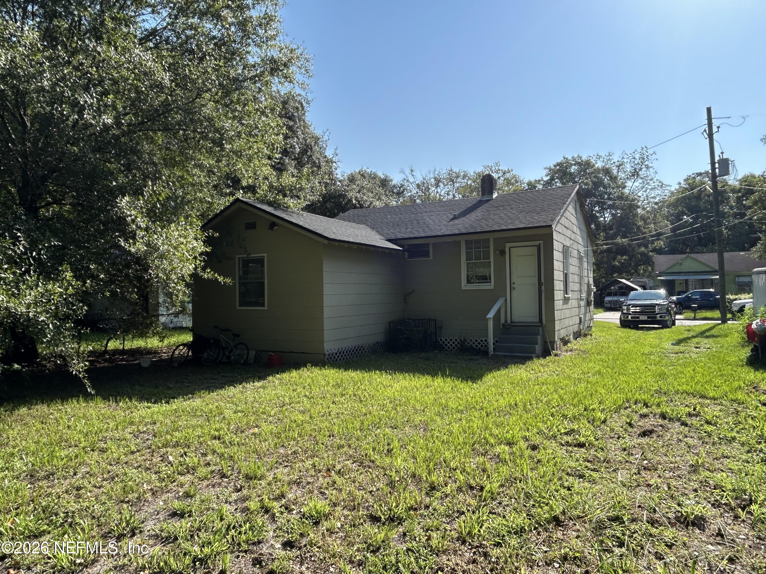 1084 Rhonda Road Jacksonville, FL 32254 - Photo 14 of 15 back of home