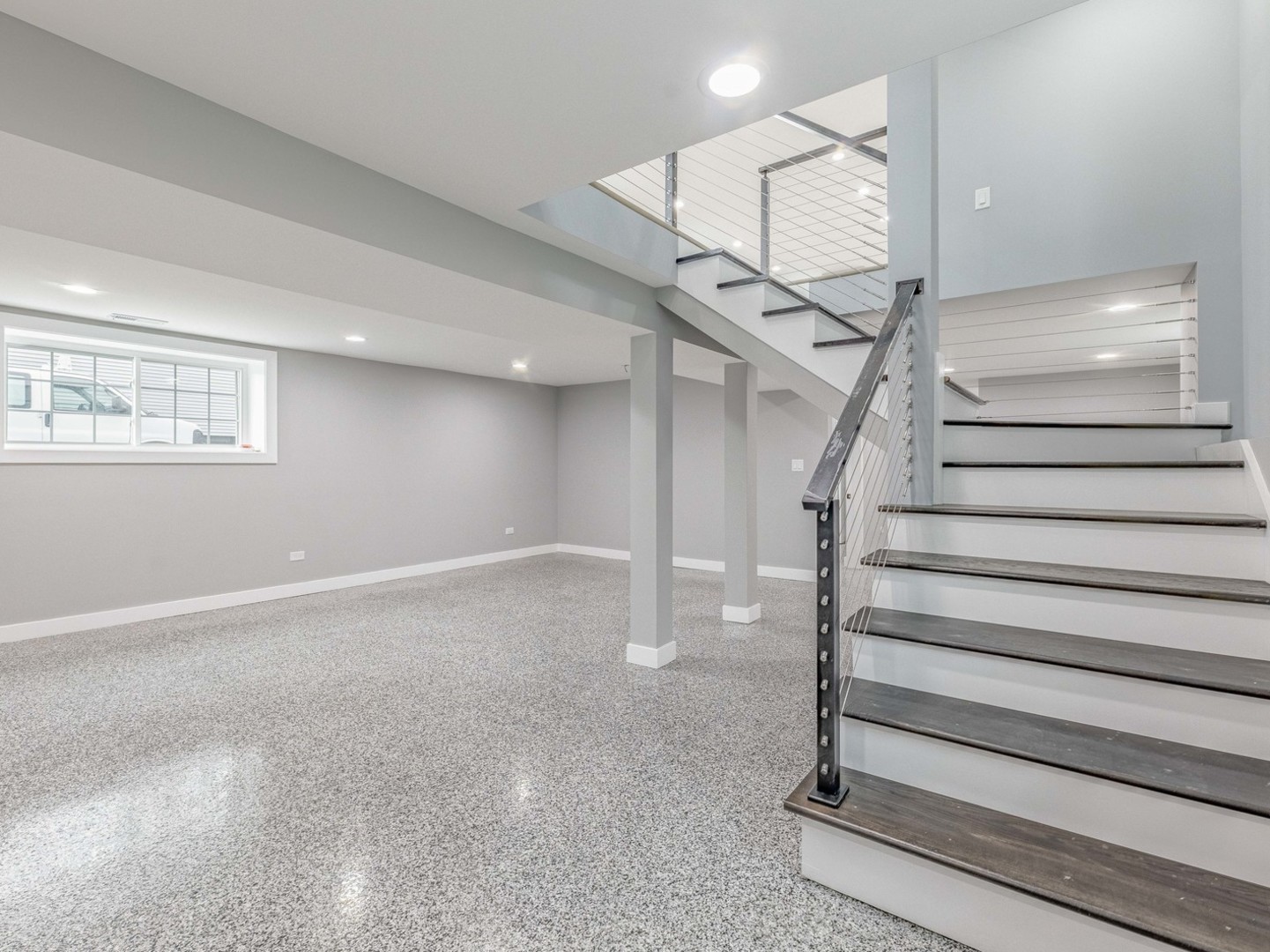 3548 Clinton Avenue Berwyn, IL 60402 - Photo 33 of 49 a view of entryway and hall