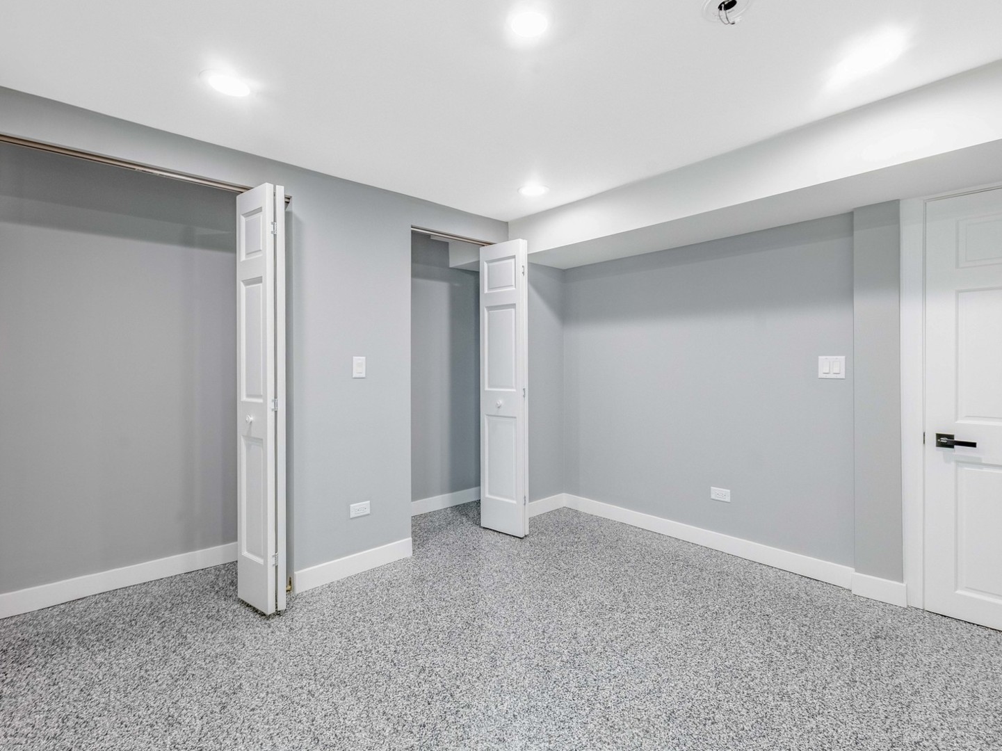 3548 Clinton Avenue Berwyn, IL 60402 - Photo 40 of 49 a view of an empty room