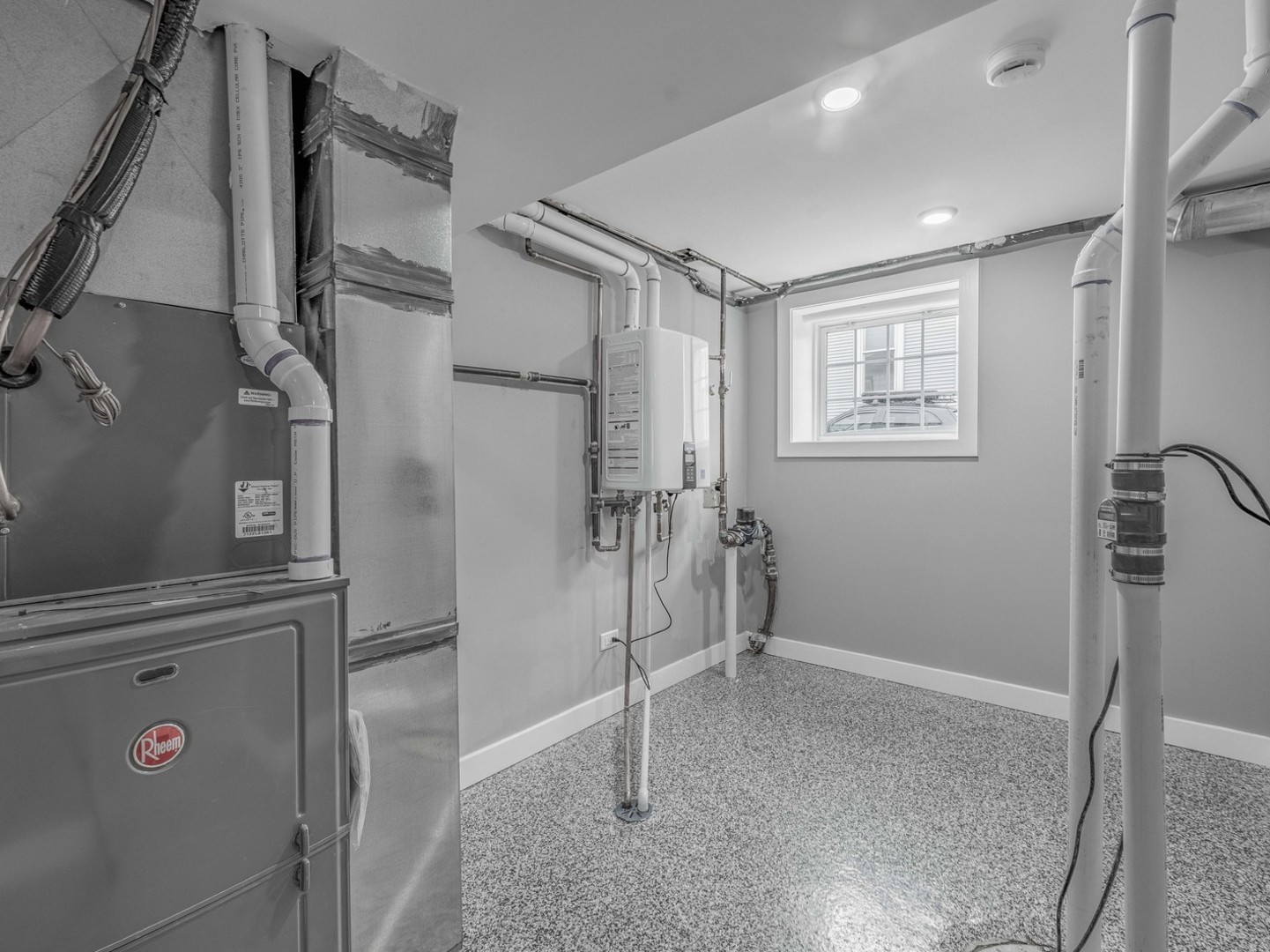 3548 Clinton Avenue Berwyn, IL 60402 - Photo 43 of 49 a very nice looking room with gym equipment