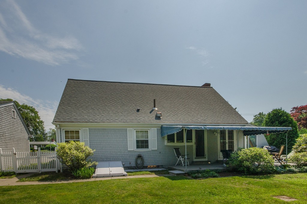 481 Slocum Road Dartmouth, MA 02747 - Photo 11 of 30 Gallery Image 11