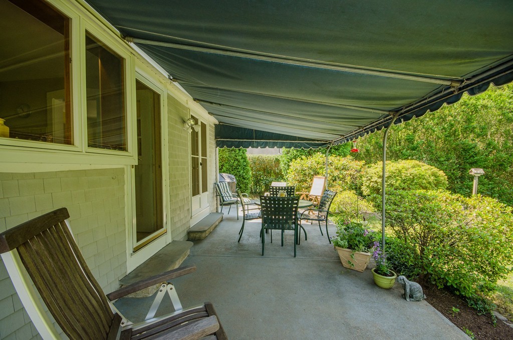 481 Slocum Road Dartmouth, MA 02747 - Photo 13 of 30 Gallery Image 13